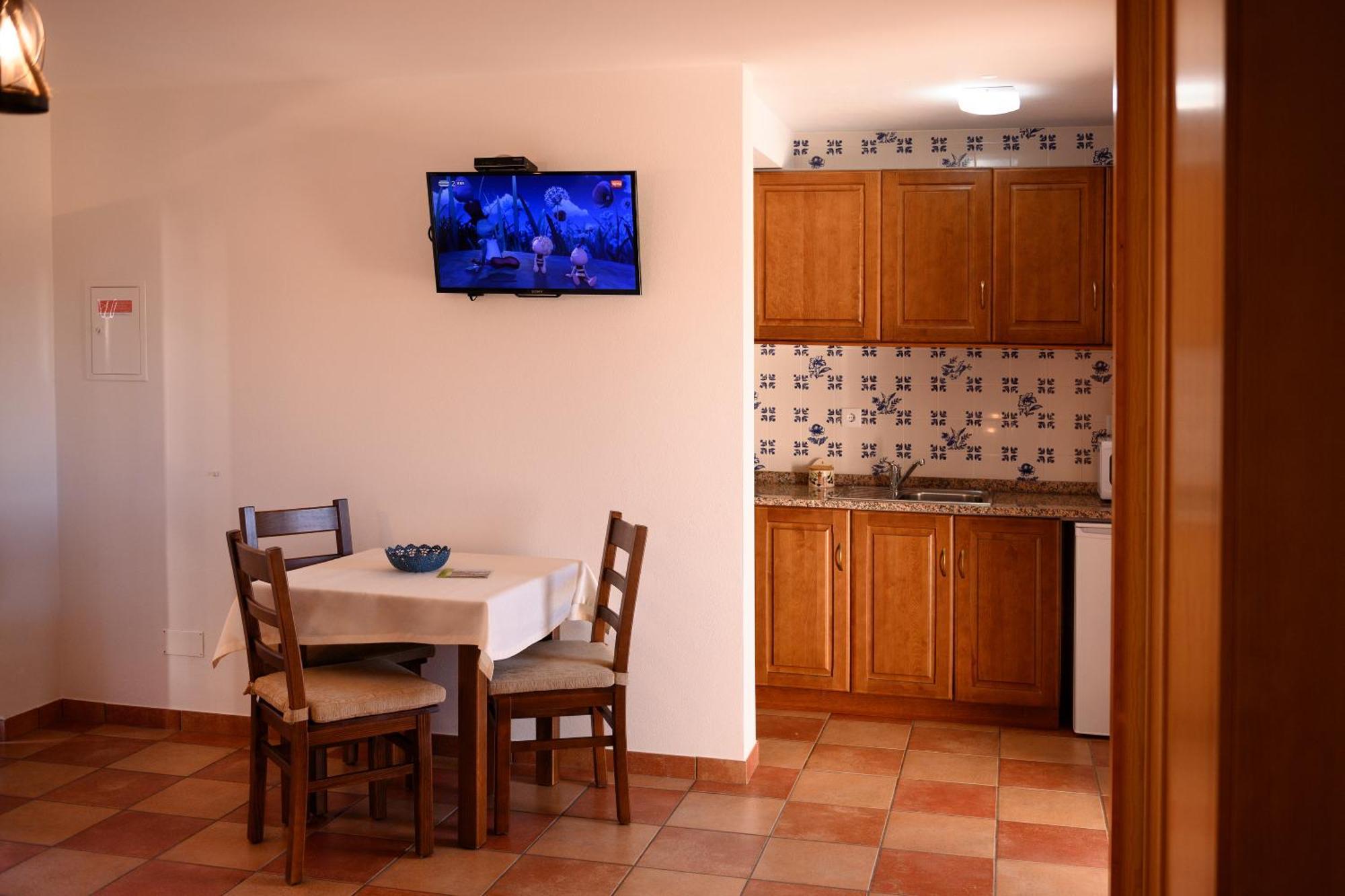 Falésias da Arrifana Praia da Arrifana Habitación foto